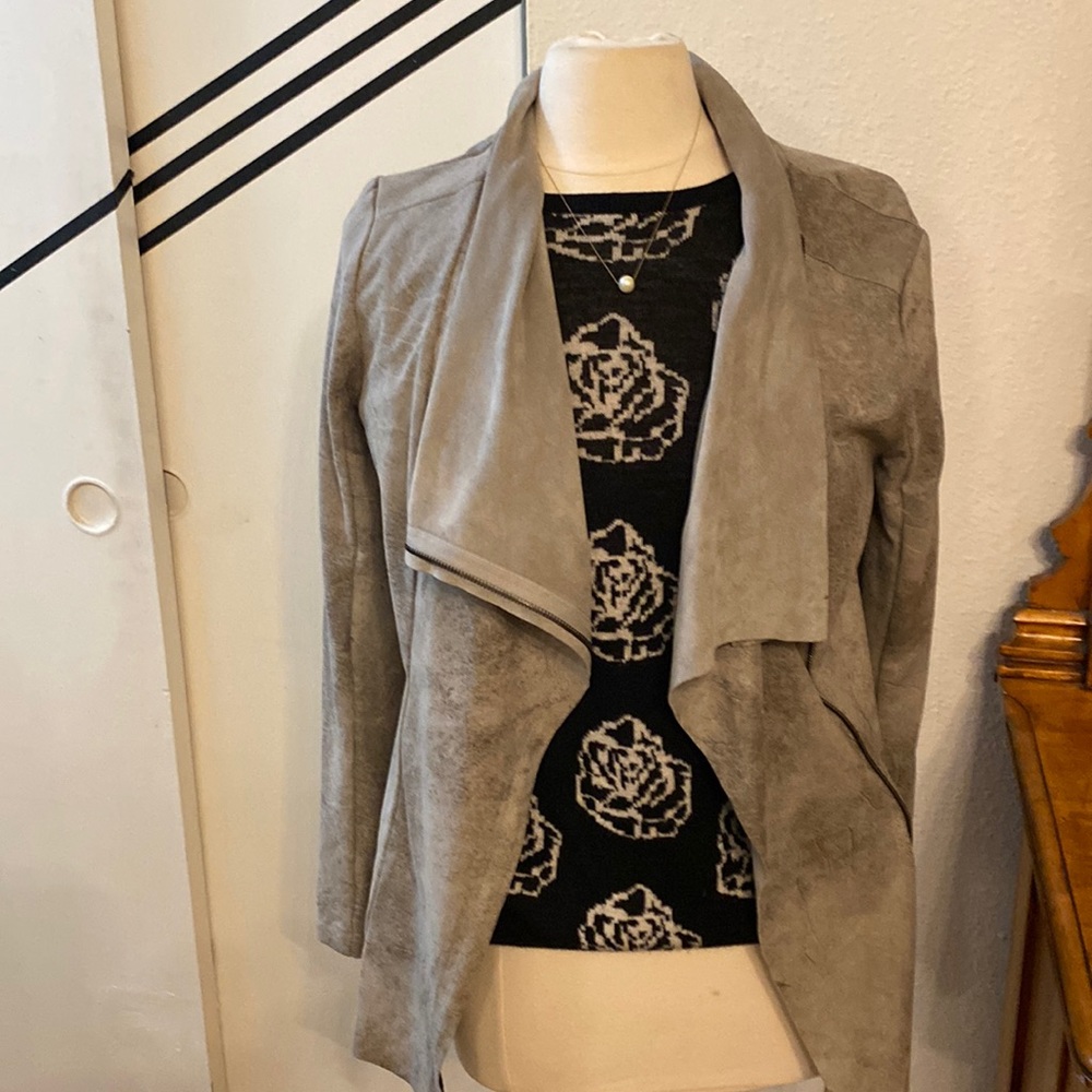 Gray fitted zip up jacket Bnci